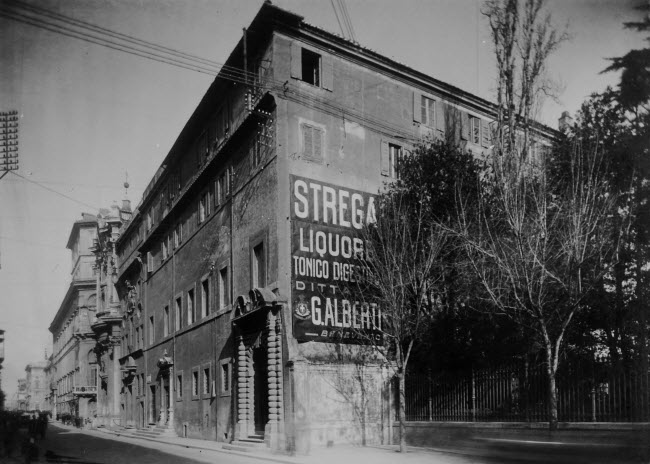 Belgisch College aan de Via del Quirinale 26 in het centrum van Rome